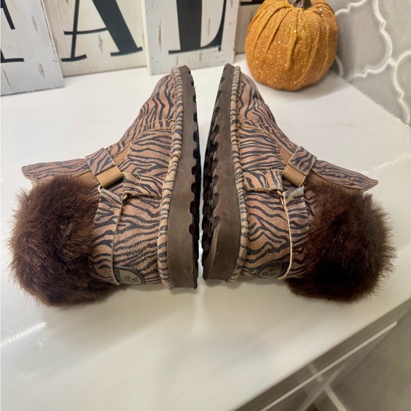 Bearpaw Women’s Size 8 Animal Print Winter Boots - Picture 5 of 8